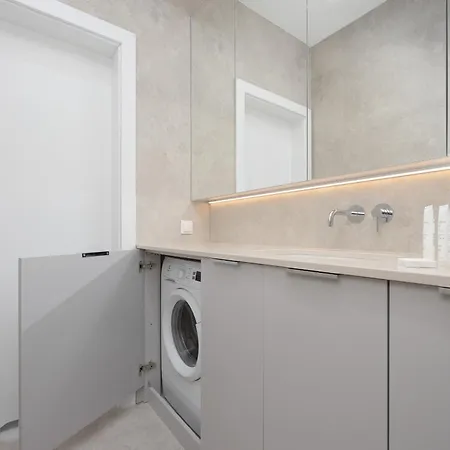 דירה Exclusive And Modern In With Air Conditioning And Desk By Renters