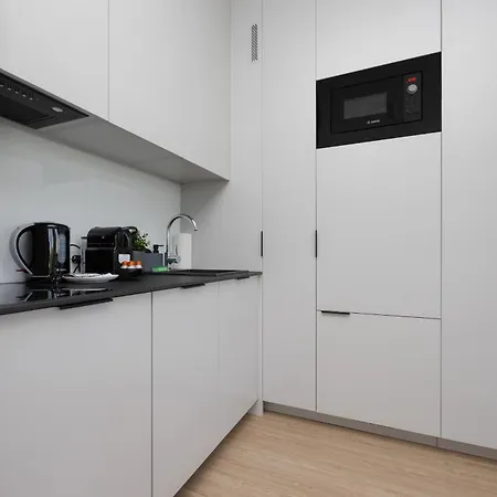 Exclusive And Modern Studio In Warsaw With Air Conditioning And Desk By Noclegi Renters Apartment