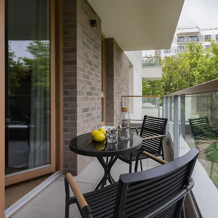 Exclusive And Modern In With Air Conditioning And Desk By Renters Prestige Warschau